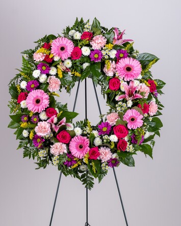 Easels, Wreaths, Hearts & Crosses