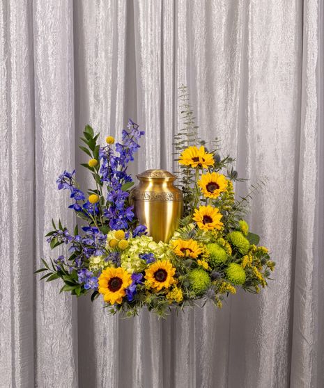 Solace Sun Cremation Urn Setting